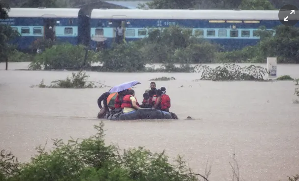 recent-climate-indian-navy-rescue